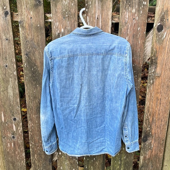 Stapleford Men’s Denim Shirt - Picture 5 of 5